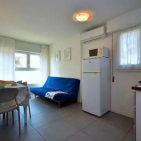 Pleasant Flat In Near The Bibione